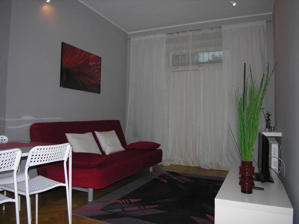 Apartament Amaryllis Krakow Bagian luar foto